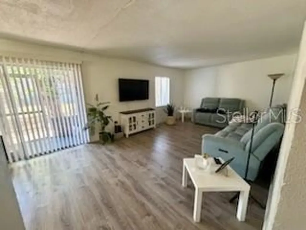 4743 S Texas Avenue Orlando FL 32839