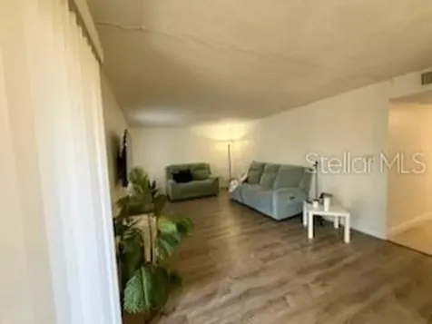 4743 S Texas Avenue Orlando FL 32839
