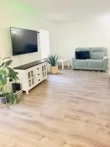 4743 S Texas Avenue Orlando FL 32839