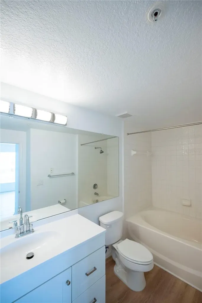 5554 Metrowest Boulevard Orlando FL 32811