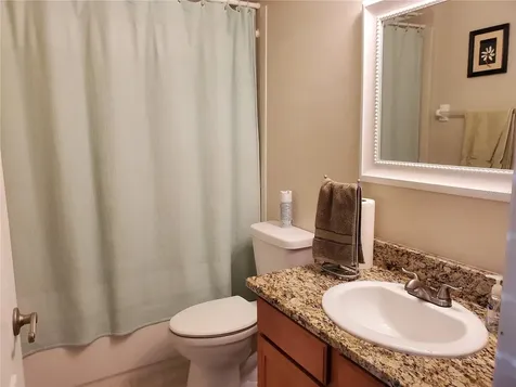 2038 Grantham Greens Drive Sun City Center FL 33573