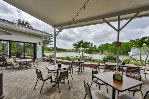 2038 Grantham Greens Drive Sun City Center FL 33573