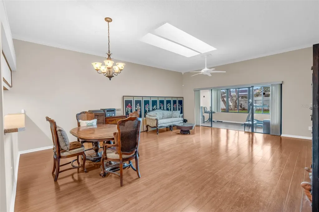 7516 Chapelhill Drive Orlando FL 32819