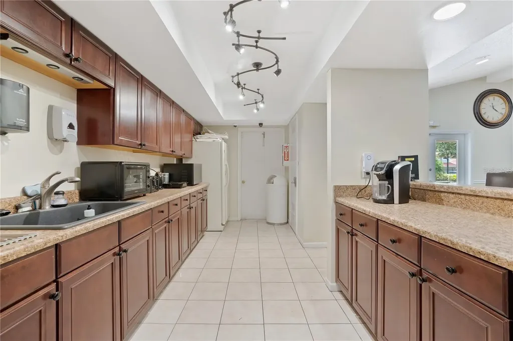 7516 Chapelhill Drive Orlando FL 32819