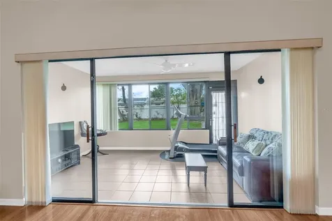 7516 Chapelhill Drive Orlando FL 32819