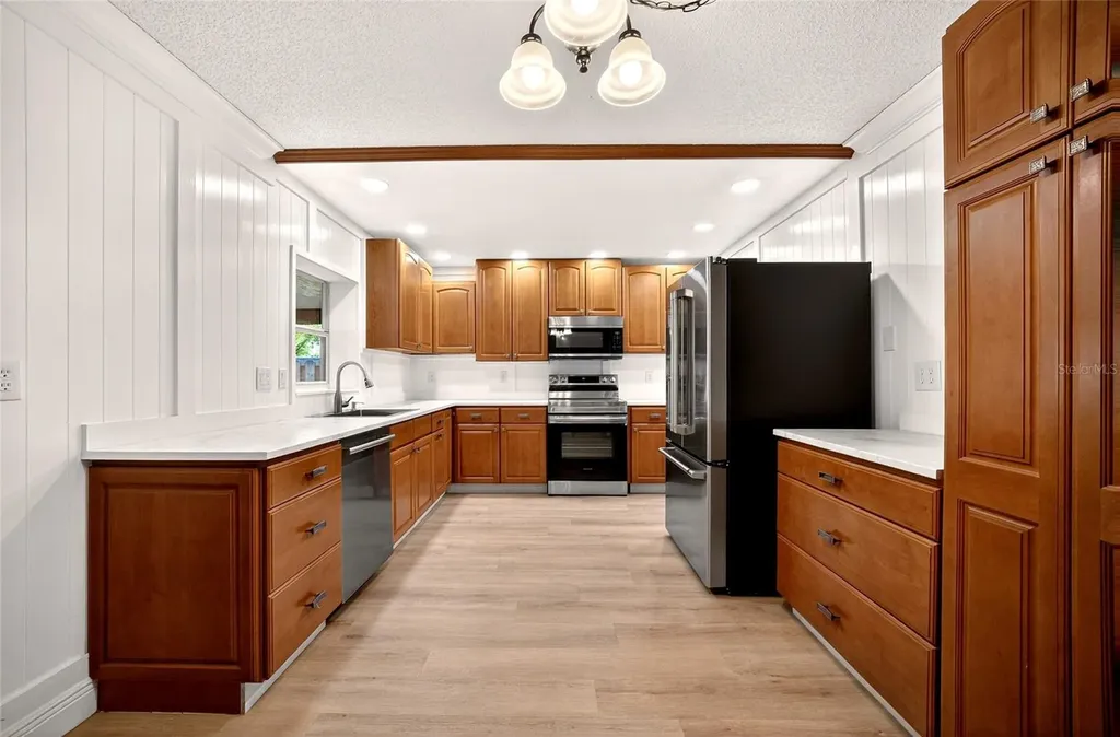 2906 Ash Drive Leesburg FL 34748