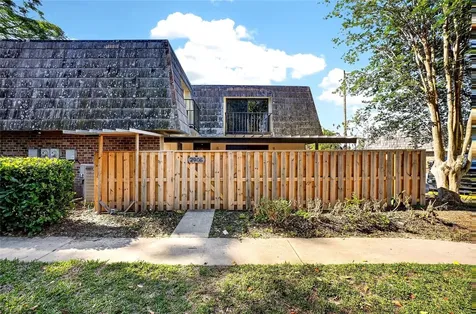 2906 Ash Drive Leesburg FL 34748