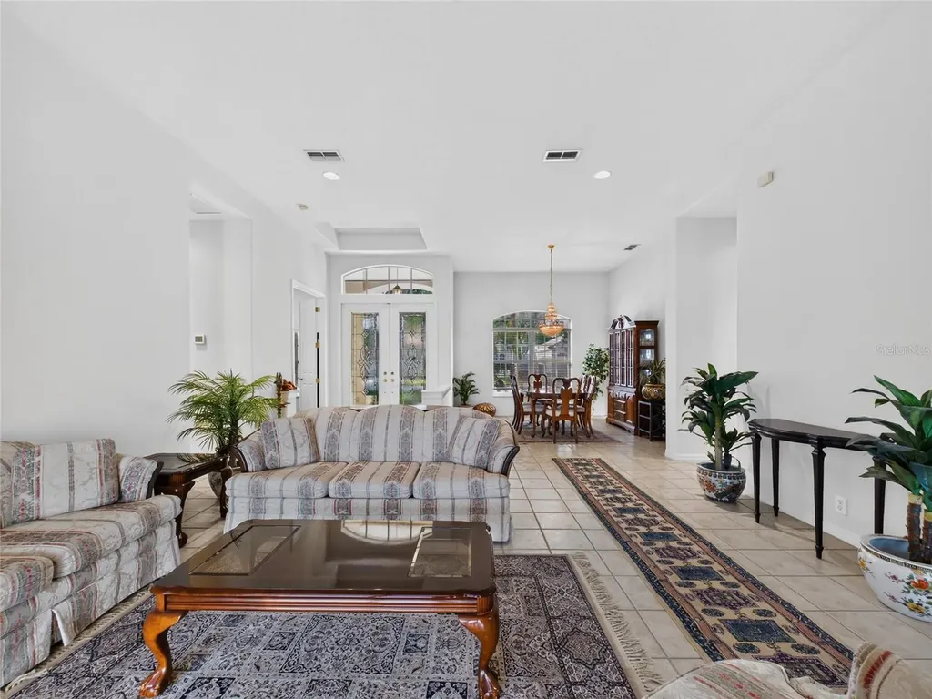 10207 Estuary Drive Tampa FL 33647