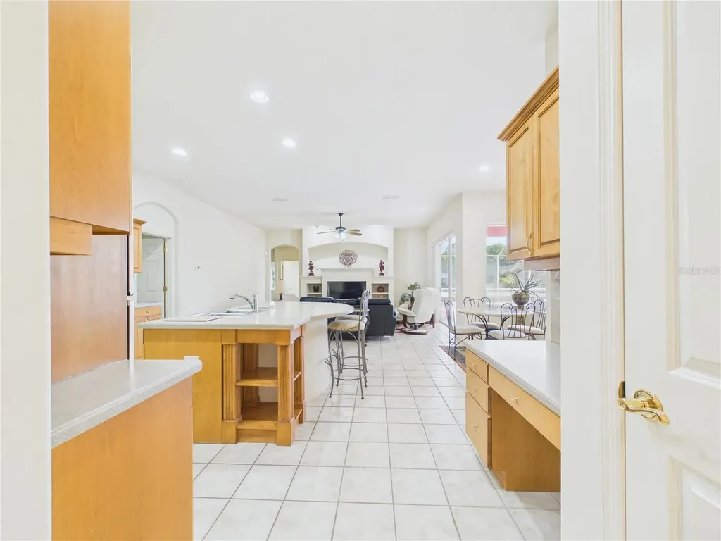 10207 Estuary Drive Tampa FL 33647