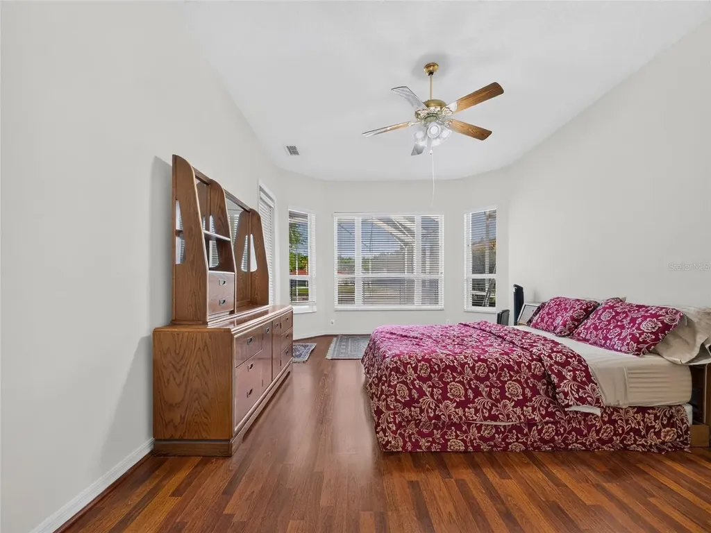 10207 Estuary Drive Tampa FL 33647