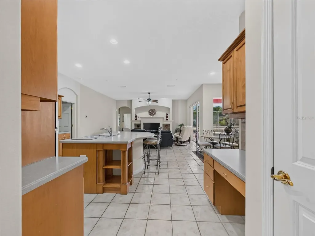 10207 Estuary Drive Tampa FL 33647