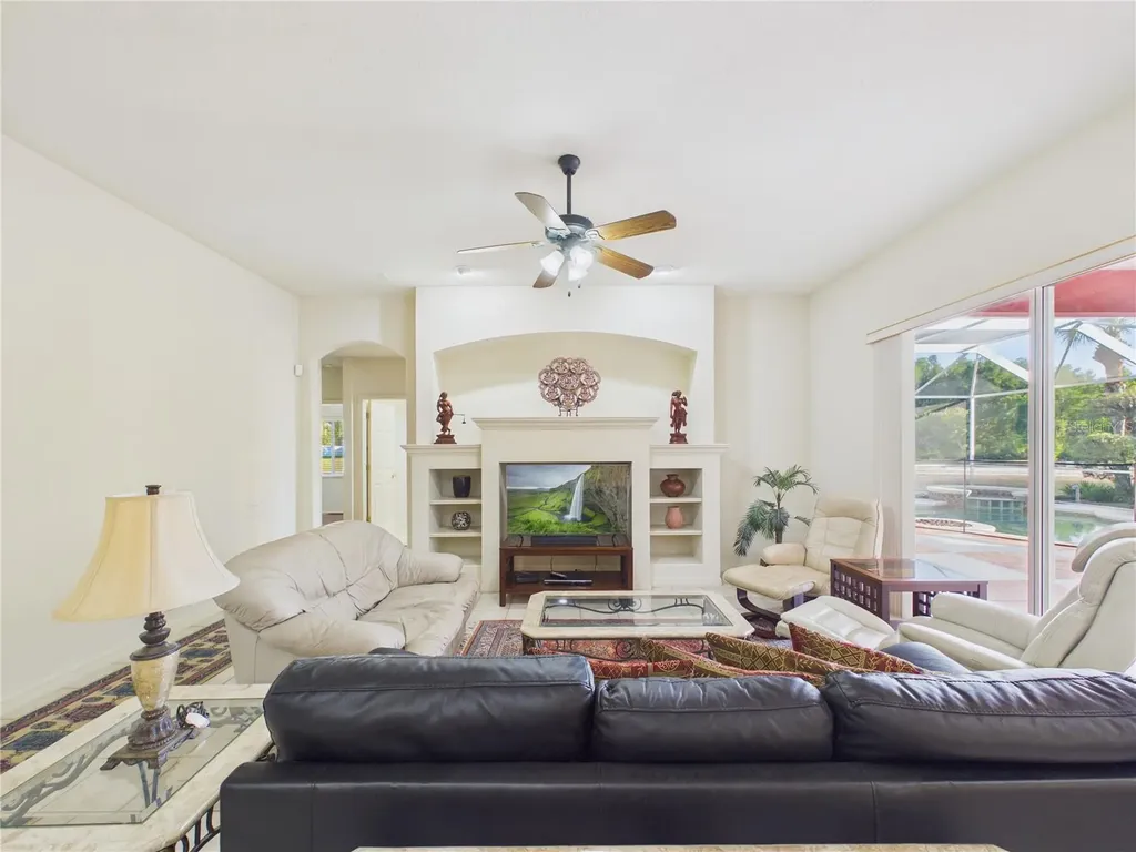 10207 Estuary Drive Tampa FL 33647