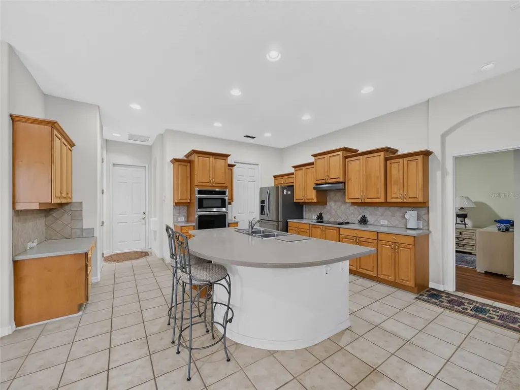 10207 Estuary Drive Tampa FL 33647