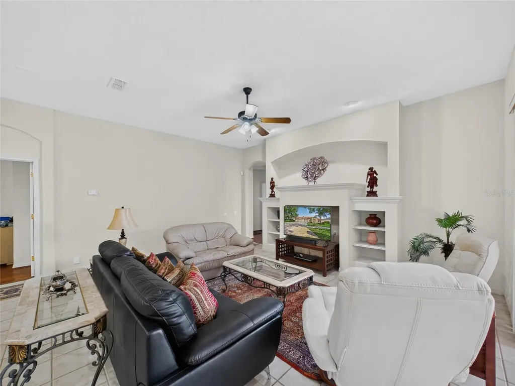 10207 Estuary Drive Tampa FL 33647