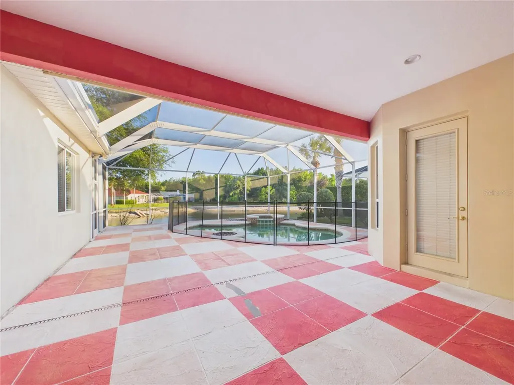 10207 Estuary Drive Tampa FL 33647