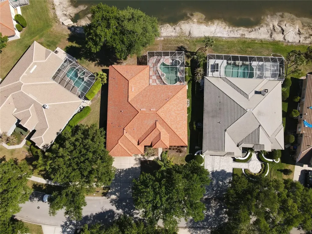 10207 Estuary Drive Tampa FL 33647