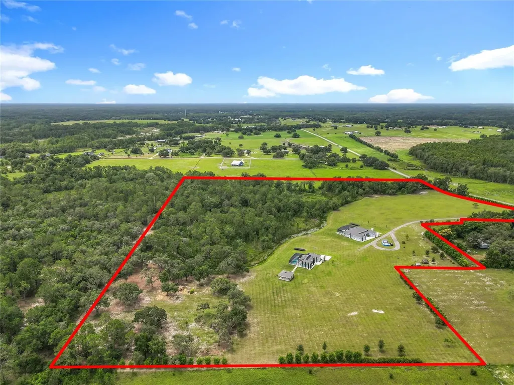 10220 & 10224 Bay Lake Road Groveland FL 34736