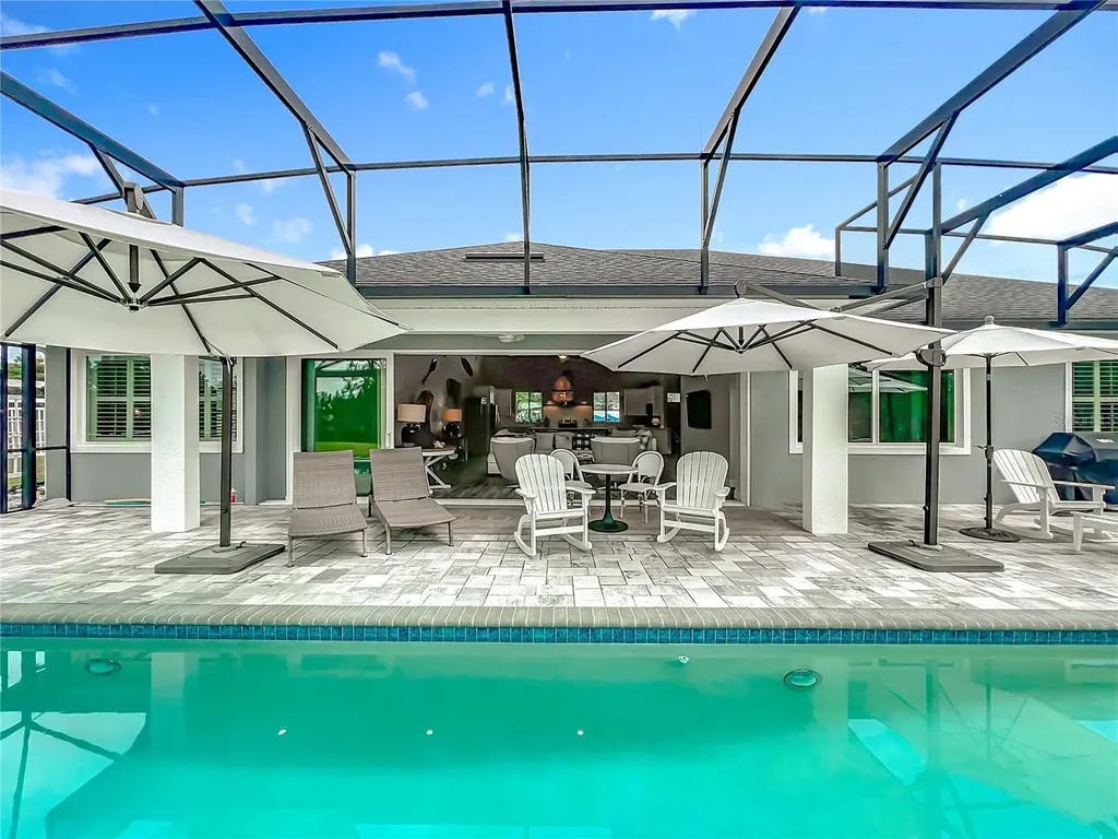 10220 & 10224 Bay Lake Road Groveland FL 34736