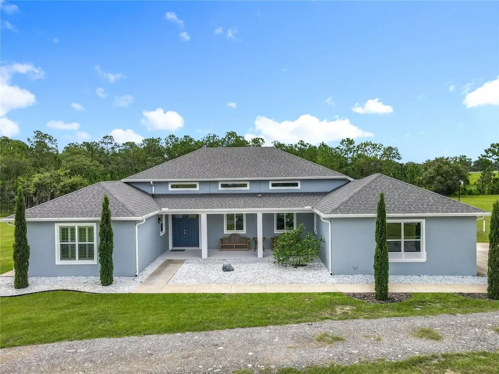 10220 & 10224 Bay Lake Road Groveland FL 34736