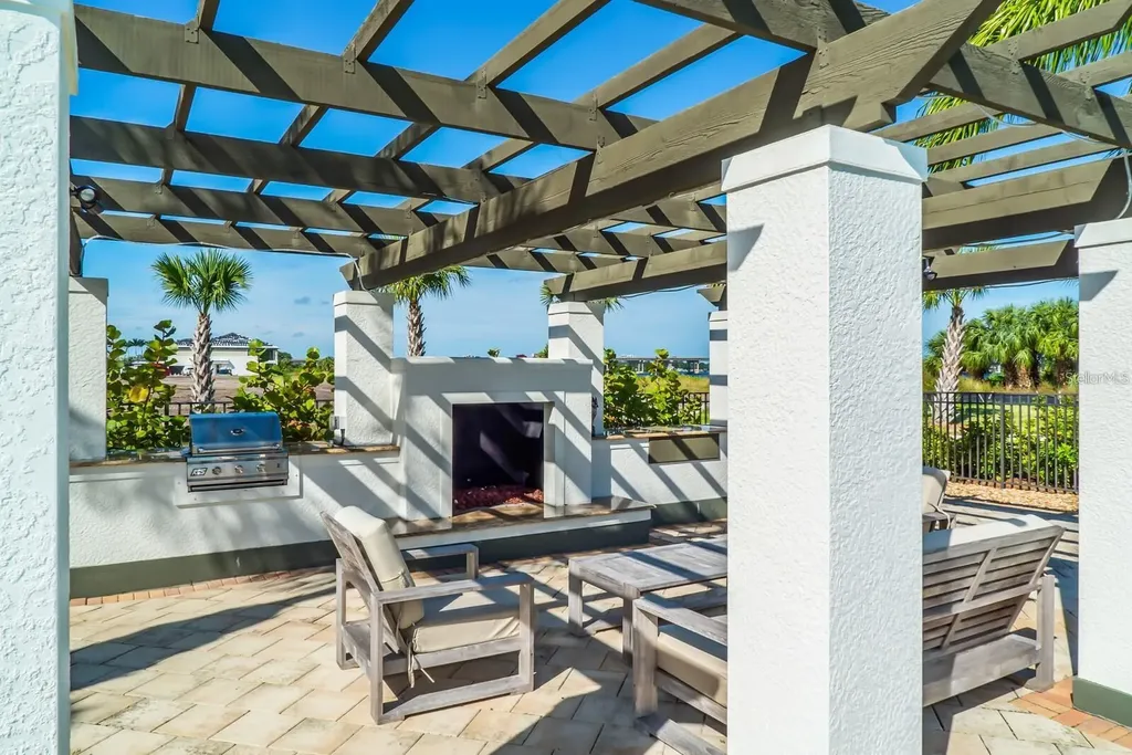917 Tidewater Shores Loop Bradenton FL 34208