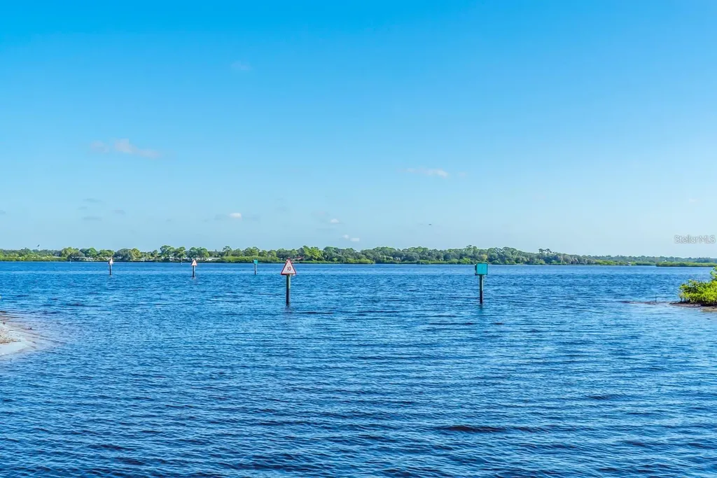 917 Tidewater Shores Loop Bradenton FL 34208