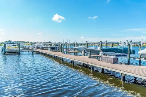 917 Tidewater Shores Loop Bradenton FL 34208