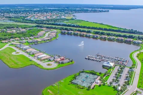 917 Tidewater Shores Loop Bradenton FL 34208