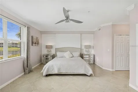 917 Tidewater Shores Loop Bradenton FL 34208