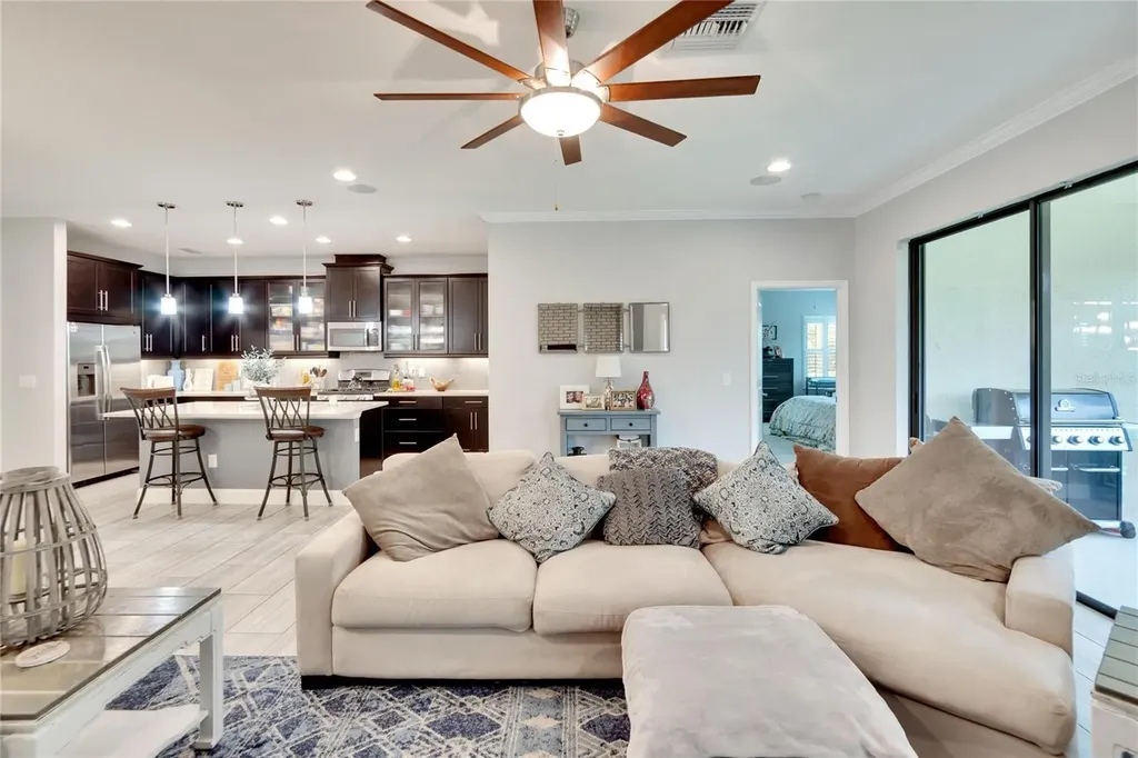 7211 Meeting House Lane Apollo Beach FL 33572