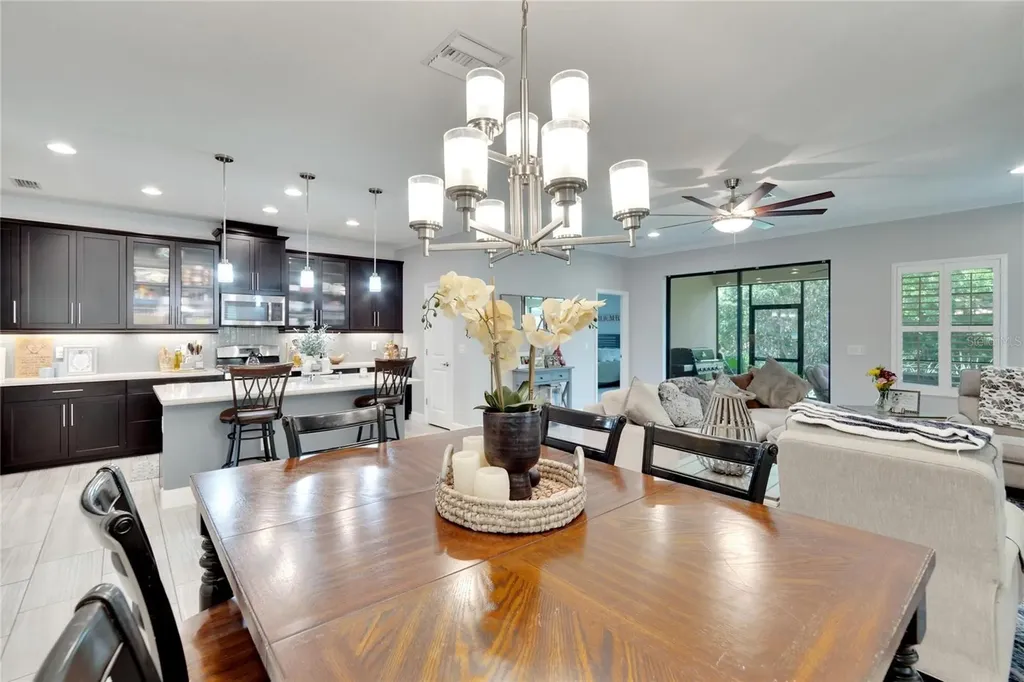 7211 Meeting House Lane Apollo Beach FL 33572