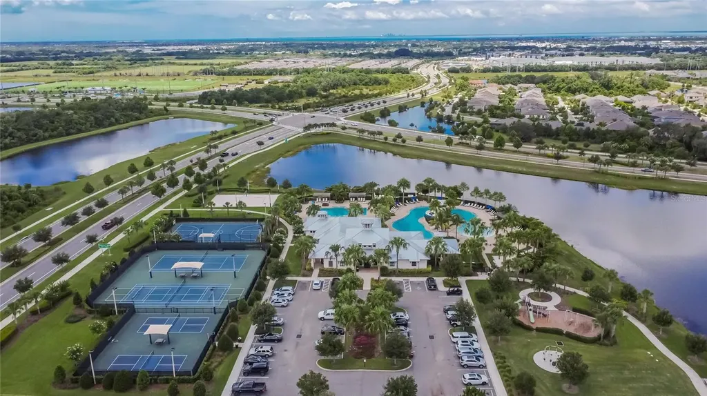7211 Meeting House Lane Apollo Beach FL 33572