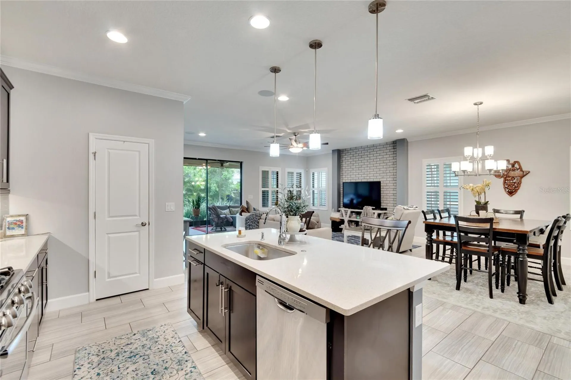 7211 Meeting House Lane Apollo Beach FL 33572