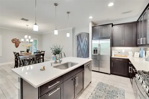 7211 Meeting House Lane Apollo Beach FL 33572