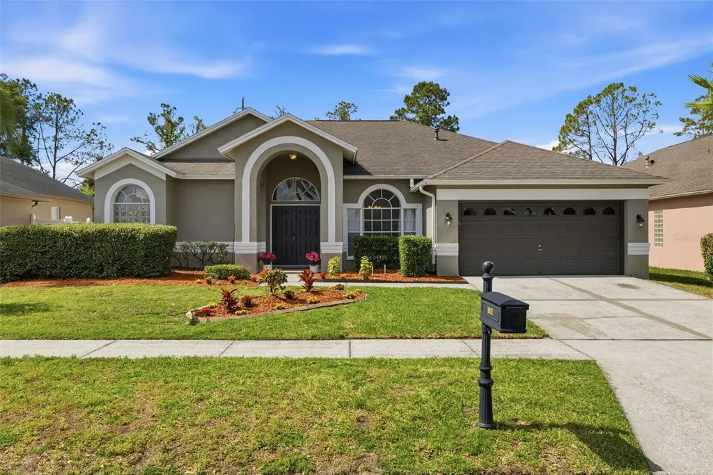 10121 Kingshyre Way Tampa FL 33647