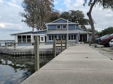 704 S Lakeshore Boulevard Howey In The Hills FL 34737
