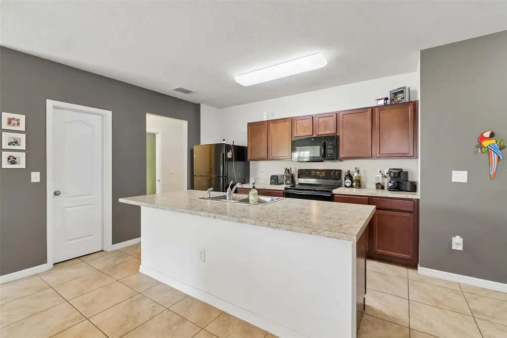 11926 Grand Kempston Drive Gibsonton FL 33534