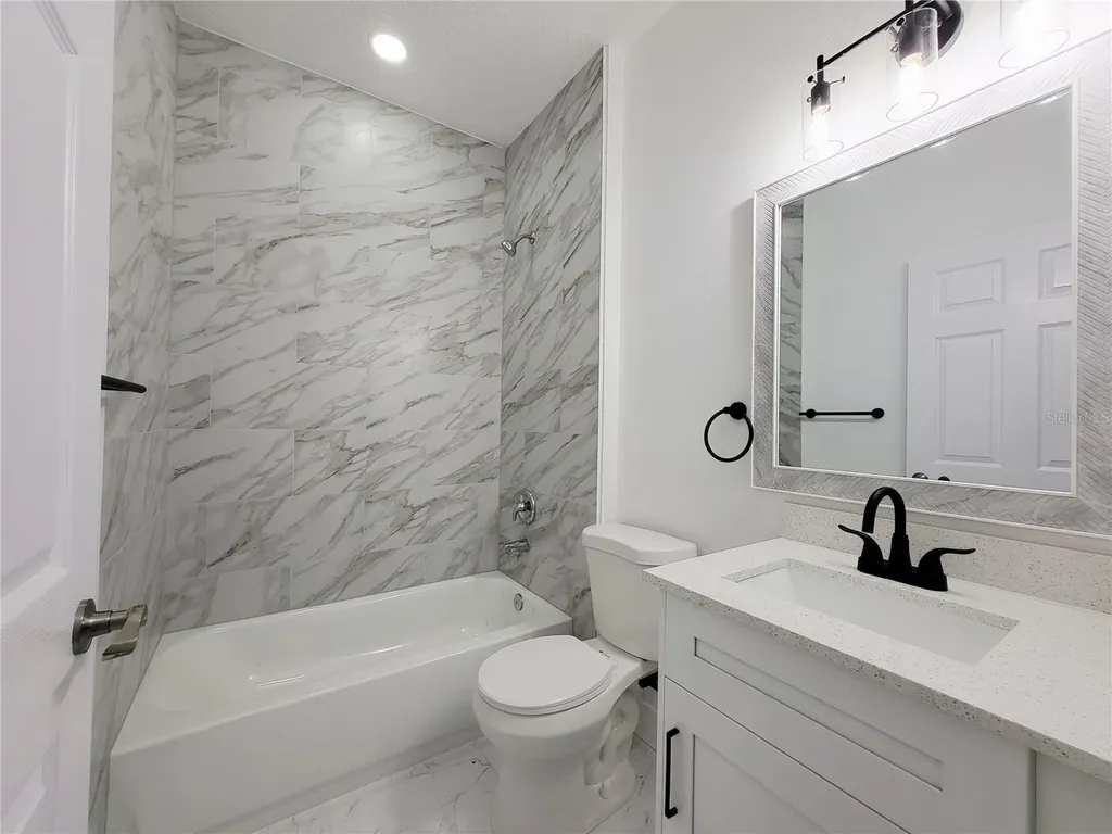 1751 Nandina Court NW Palm Bay FL 32907