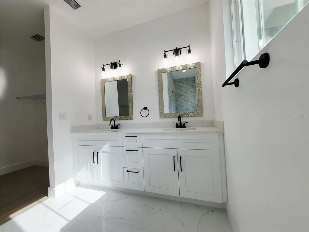 1751 Nandina Court NW Palm Bay FL 32907