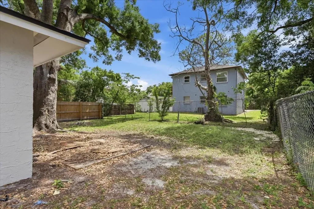 1723 E Idell Street Tampa FL 33604