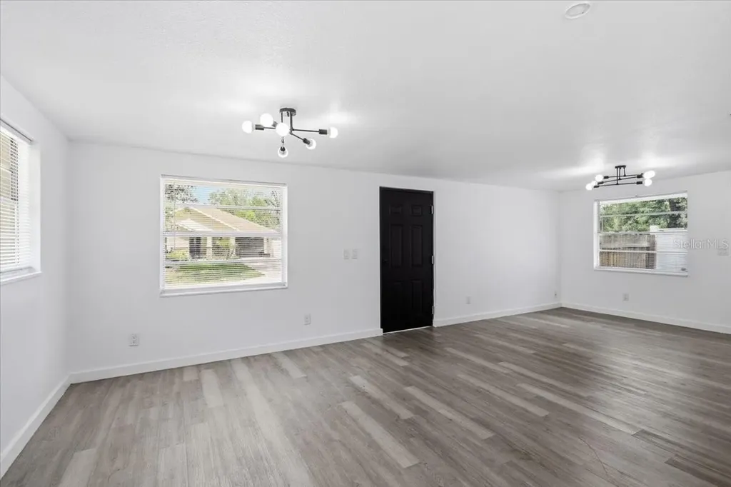 1723 E Idell Street Tampa FL 33604