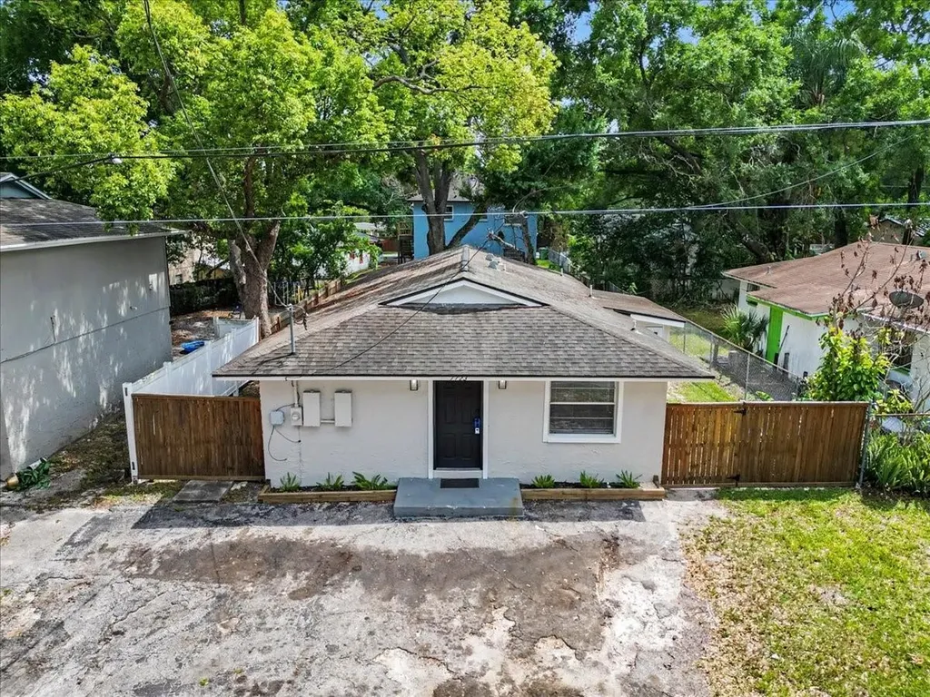 1723 E Idell Street Tampa FL 33604