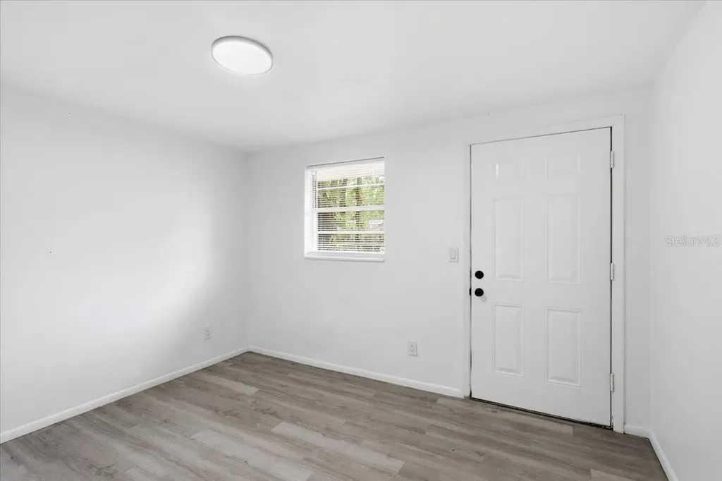 1723 E Idell Street Tampa FL 33604
