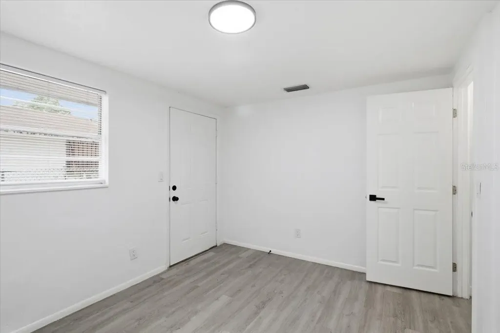 1723 E Idell Street Tampa FL 33604