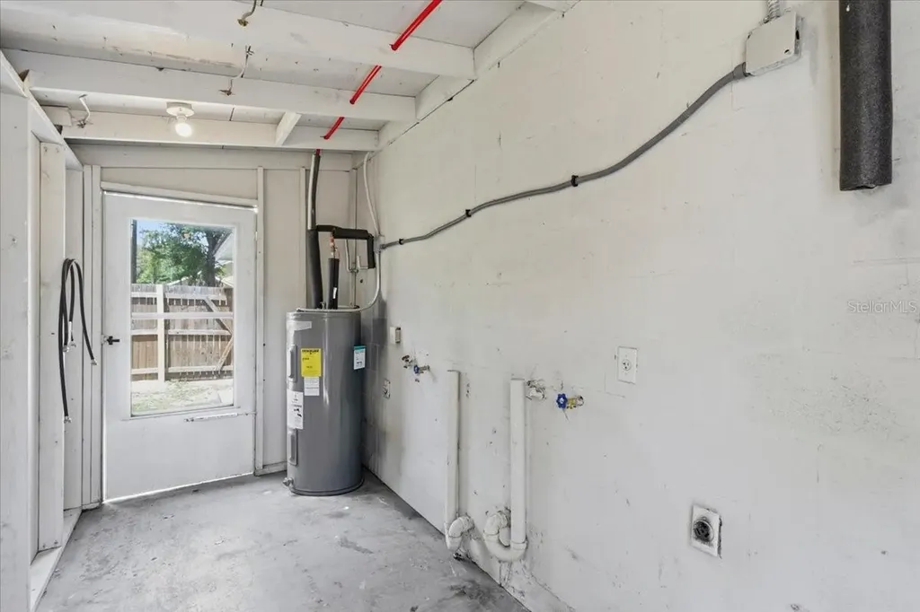 1723 E Idell Street Tampa FL 33604