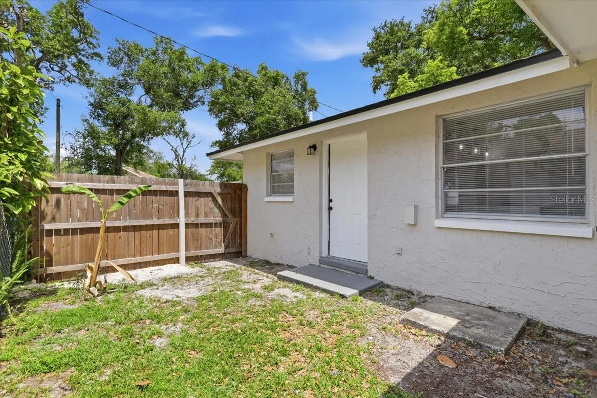 1723 E Idell Street Tampa FL 33604