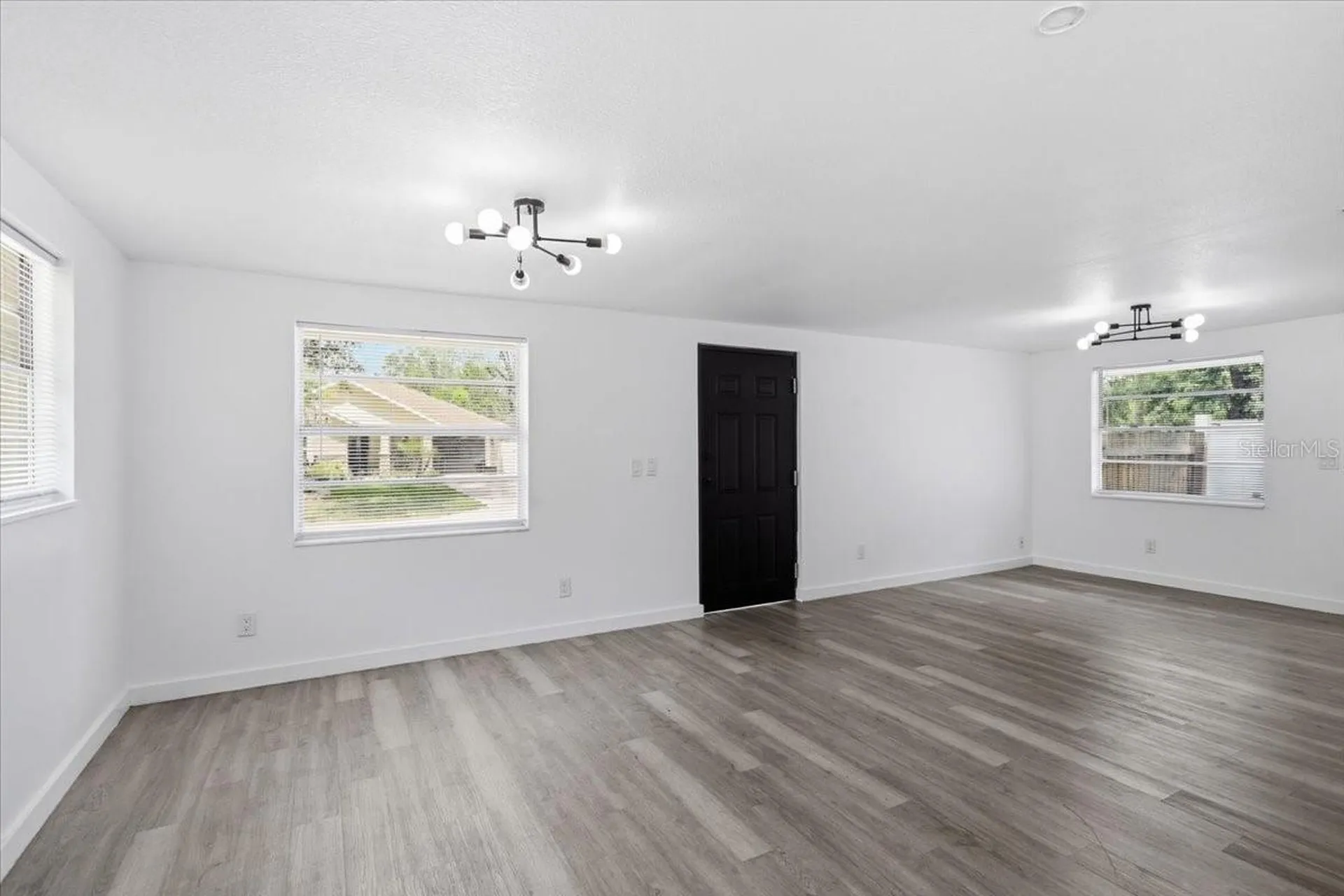 1723 E Idell Street Tampa FL 33604