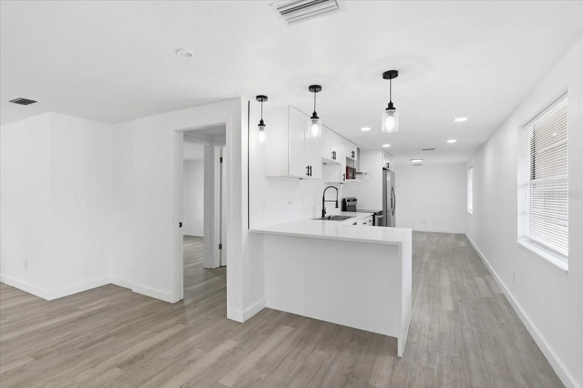 1723 E Idell Street Tampa FL 33604