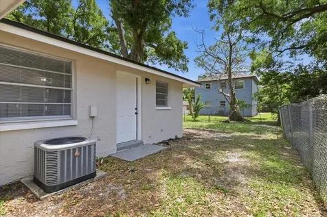 1723 E Idell Street Tampa FL 33604