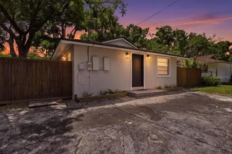 1723 E Idell Street Tampa FL 33604