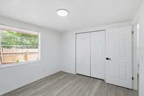 1723 E Idell Street Tampa FL 33604